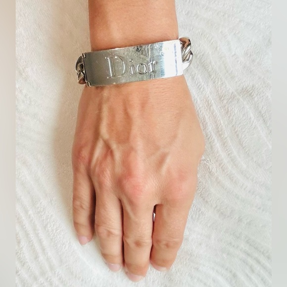 Vintage Dior Silver Tone Bracelet With Lip Gloss - Picture 1 of 14